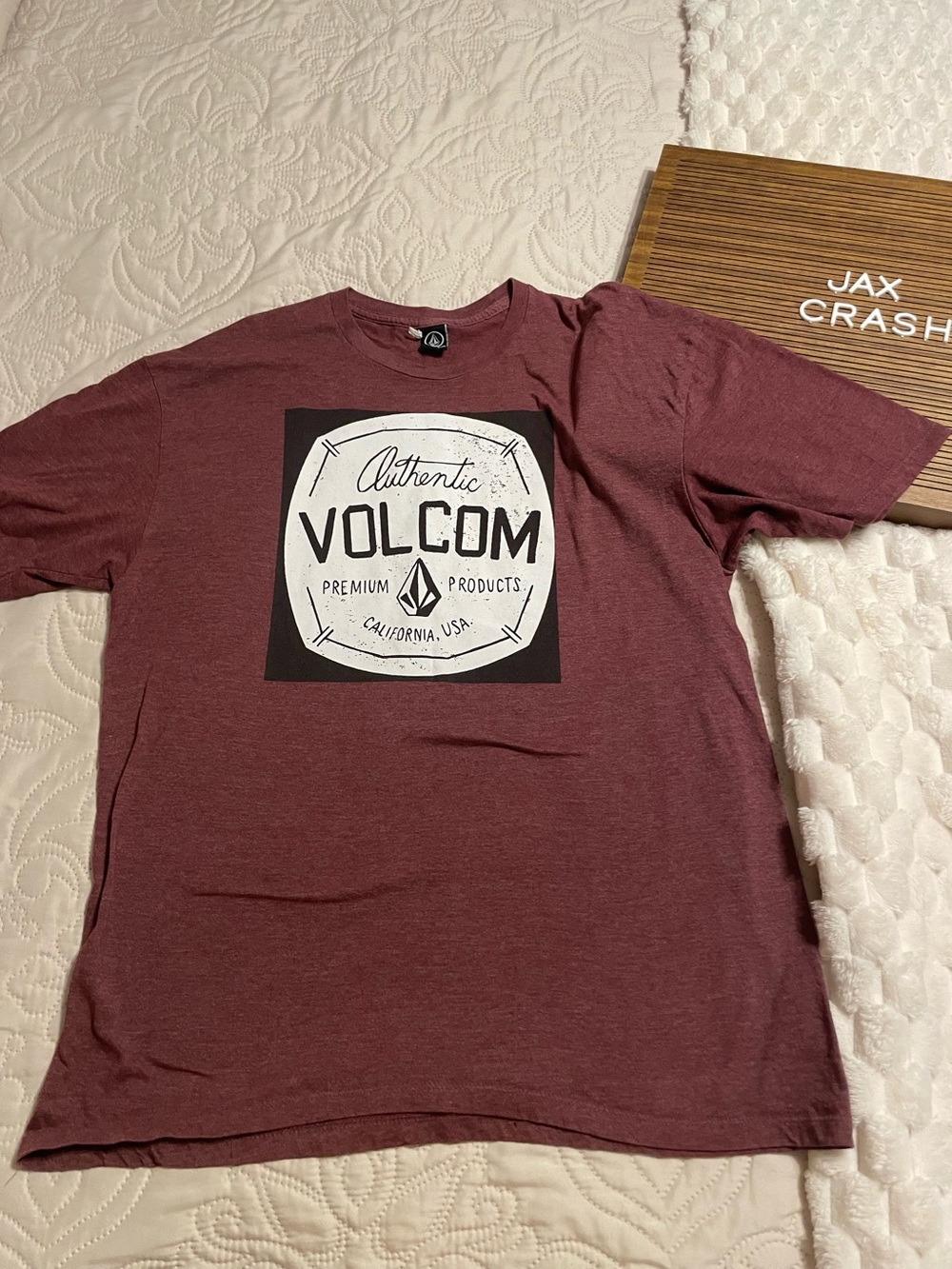 Volcom Men’s Burgundy Graphic Logo Short Sleeve Tee